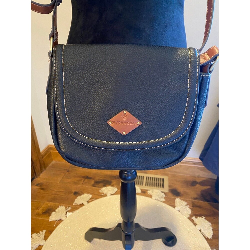 St. John's Bay Black Crossbody Bag with Sleek Design